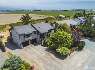 14785 Channel Dr, La Conner, WA 98257