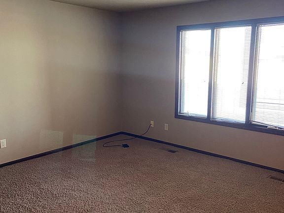 3rd image of 1780 E Calgary Ave Unit 3