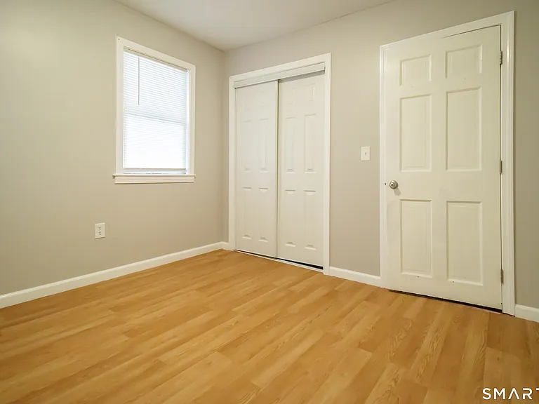13 Ingraham Pl — Photo 24