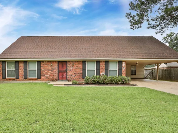 3940 Clover Hill Dr, Memphis, TN 38135
