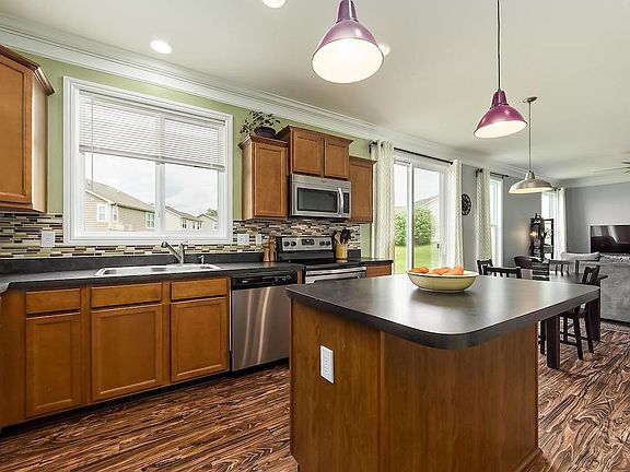 4th image of 785 Brevard Cir