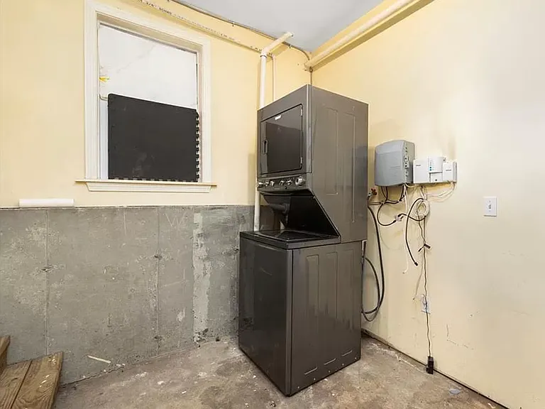 86 Grove St #2 — Photo 12