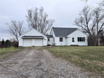 12688 Woodside Dr, Chesterland, OH, 44026