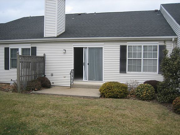 2nd image of 2555 Youngs Ave APT 2C