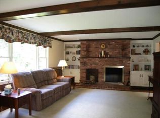 45 Stonegate Cir, Wilbraham, MA 01095