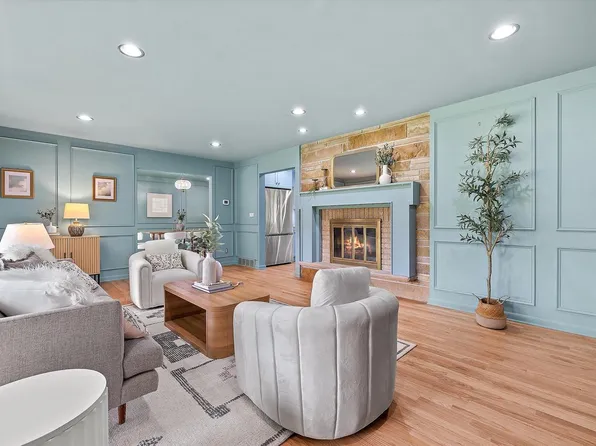 7300 S 92nd STREET, Franklin, WI 53132
