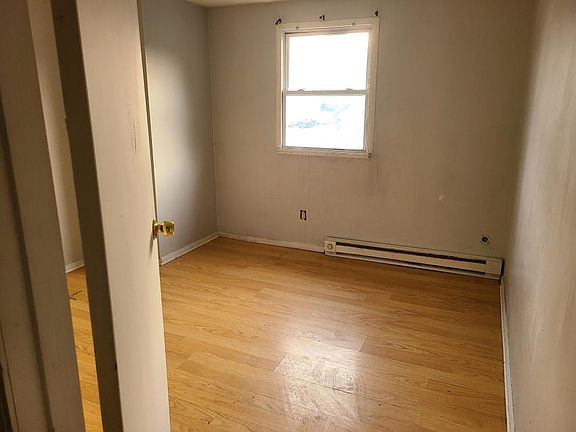 5th image of 8084 Weblank Way