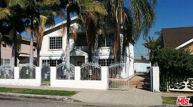 1st image of 1227 W 94th St