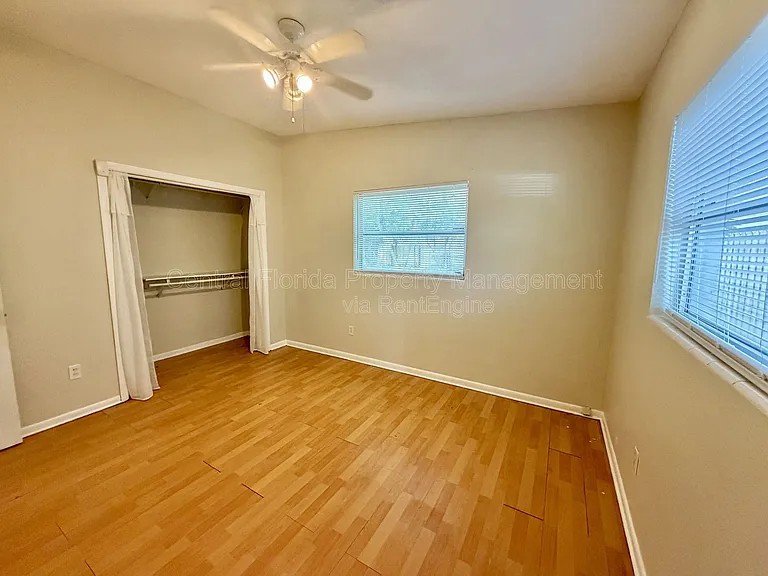 2619 E Washington St — Photo 20