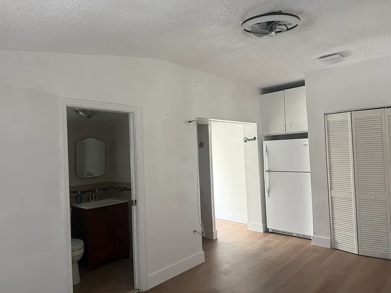 NW 64th Ct — Photo 5