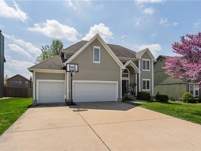 1301 SE 12th St, Lees Summit, MO, 64081