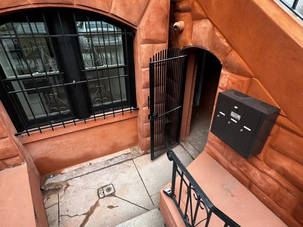 269 Alexander Avenue image 18 of 39