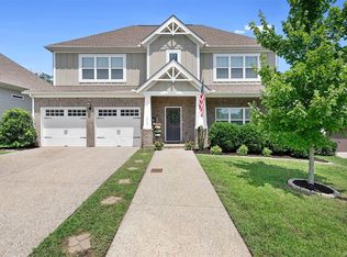 216 Jocelyn Dr, Cottontown, TN