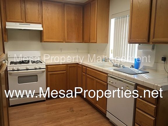 2nd image of 11529 Park Ln