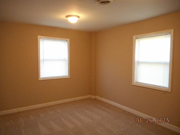 5th image of 2105 E 77th Ter