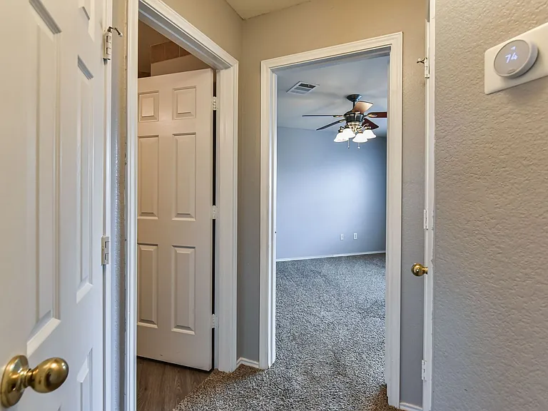 4600 Donegal Bay Ct — Photo 22