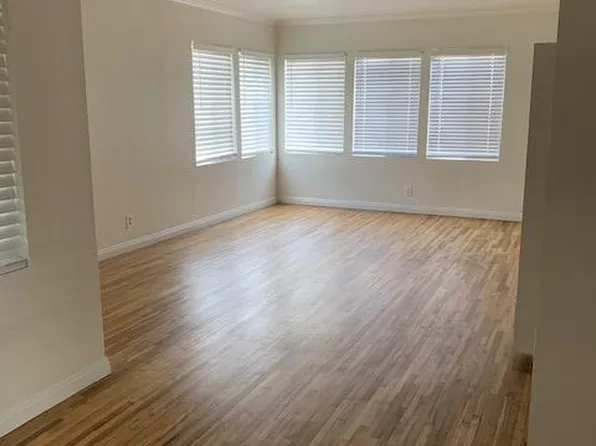 12218 1/2 Washington Pl, Los Angeles, CA 90066