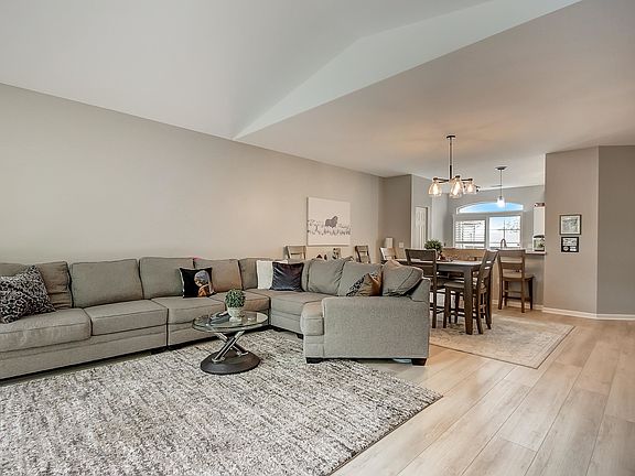 3rd image of 500 S Edwards Blvd Unit 15