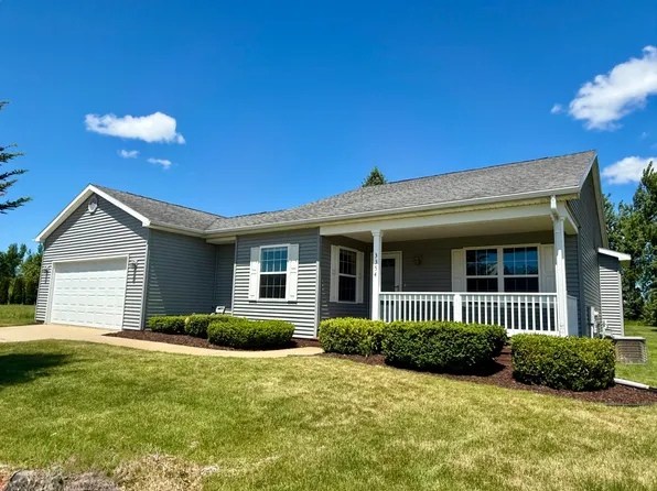 3354 Glen Meadows Dr, Gaylord, MI 49735