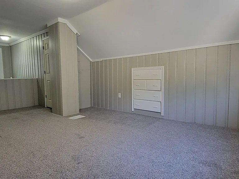 20462 Kingsville St — Photo 2