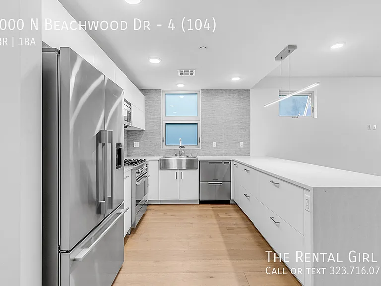 2000 N Beachwood Dr #4-104 — Photo 11