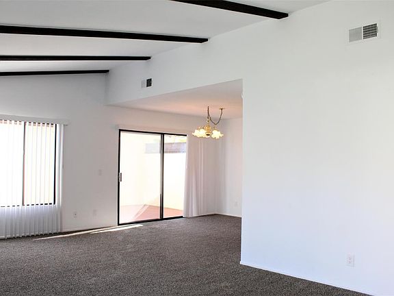 2nd image of 3924 Mesa Circle Dr Dept A