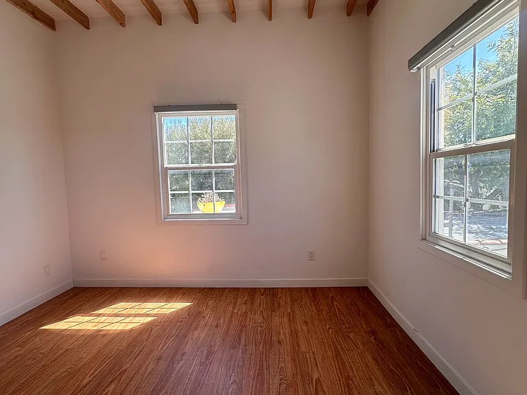 4244 Gateway Ave #1/2 — Photo 11