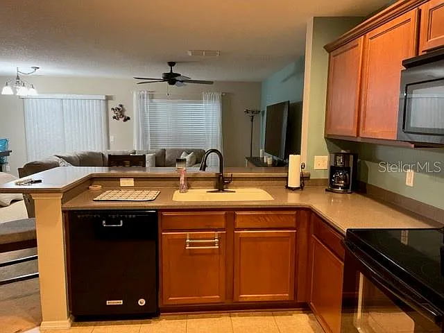 523 Mount Olympus Blvd — Photo 5