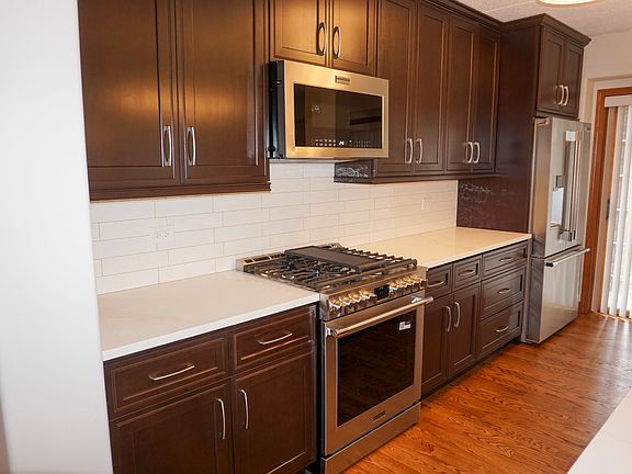3rd image of 4811 N Olcott Ave Unit 516
