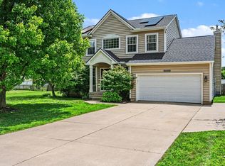 5229 Stapleton Dr, Kalamazoo, MI 49009