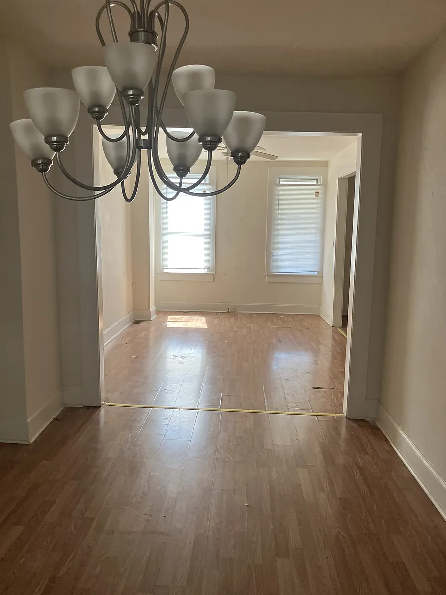 Building Photo - 730 Linnard St #1
