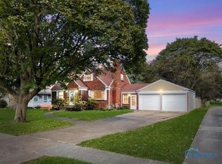 777 Pine St, Perrysburg, OH