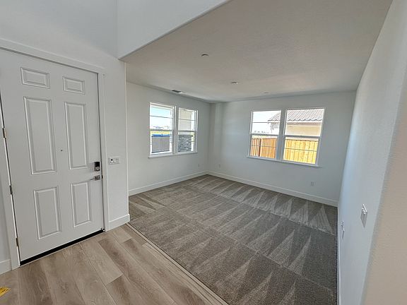 Homesite 645 Living Room