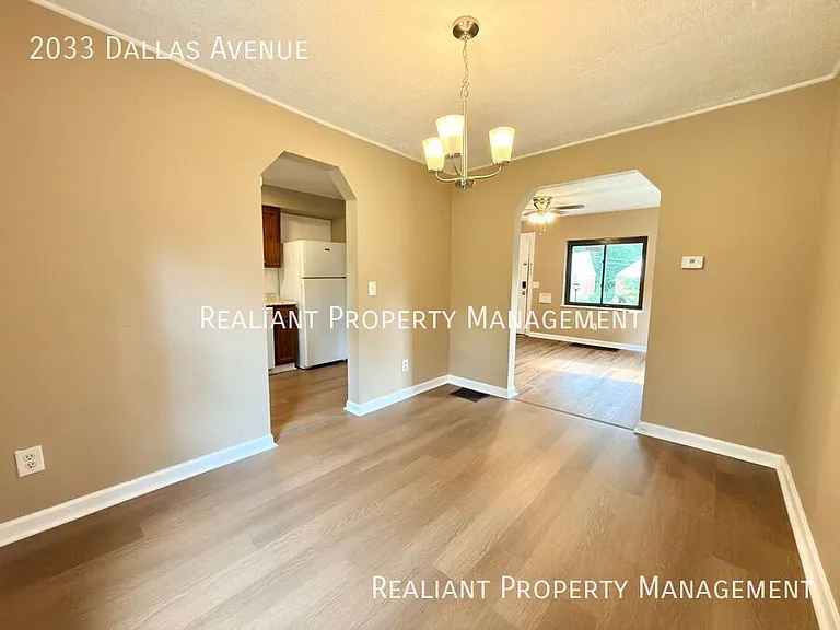2033 Dallas Ave — Photo 5