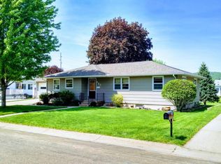 355 Oak St, Winona, MN 55987