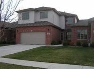 1271 Chestnut Xing, Lemont, IL 60439