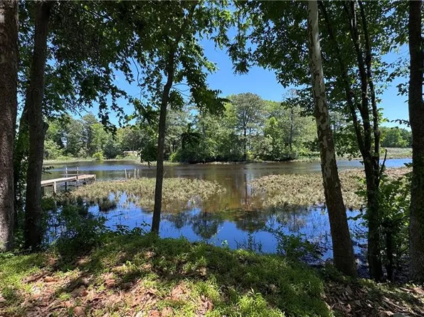 3504 Old Mill Rd, Chesapeake, VA 23323
