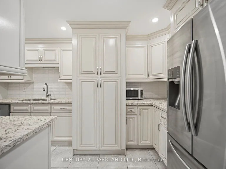 2721 Victoria Park Ave #203 — Photo 14