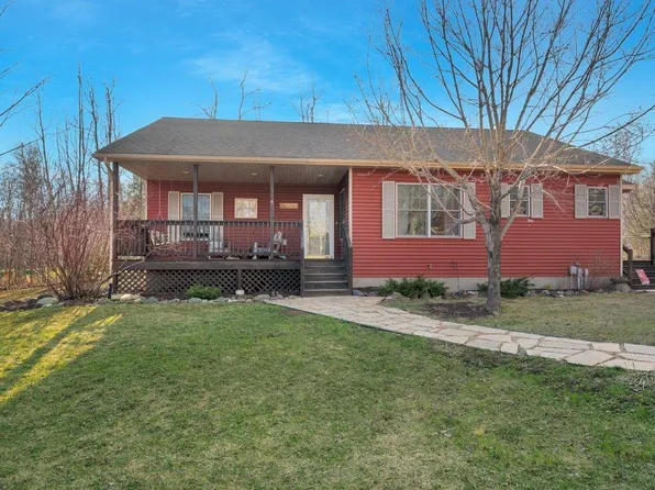 9215 E Superior St, Duluth, MN 55804
