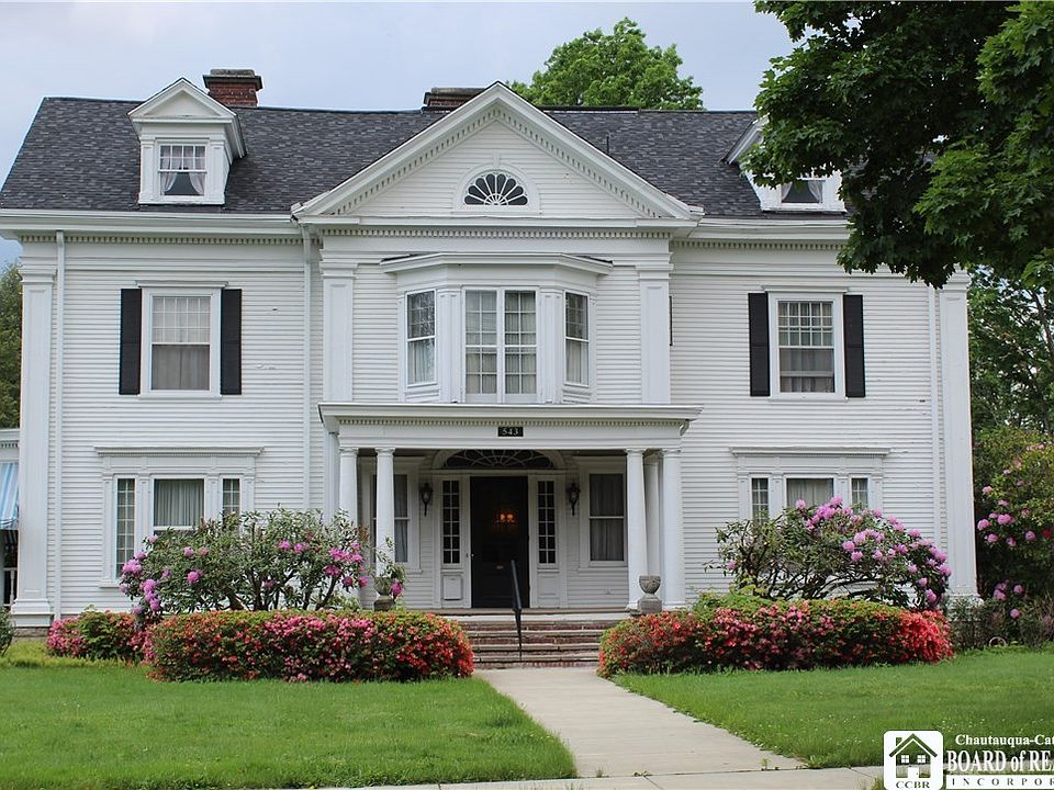 1st image of 543 Lakeview Ave N