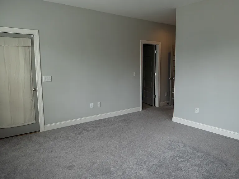 1113 Starkville St — Photo 12