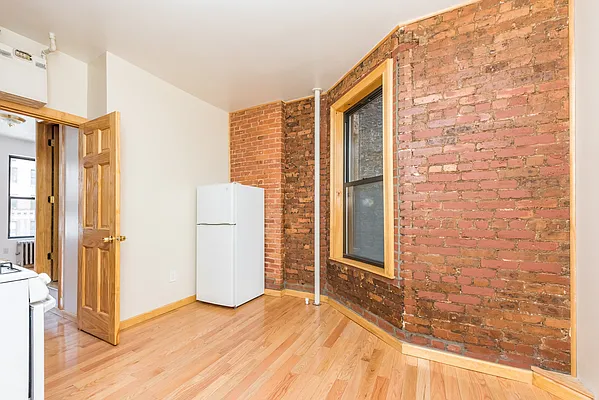 Rented by TZM Realty Properties | media 23