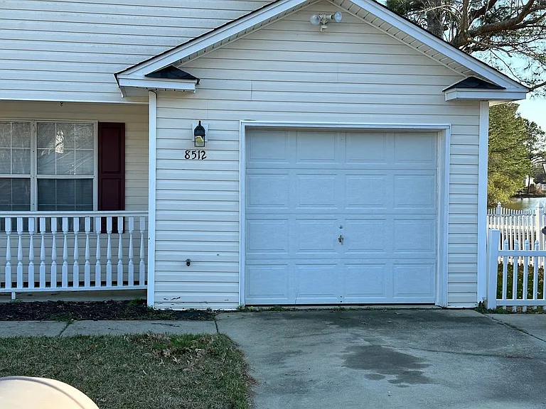 8512 Litchfield Dr — Photo 16