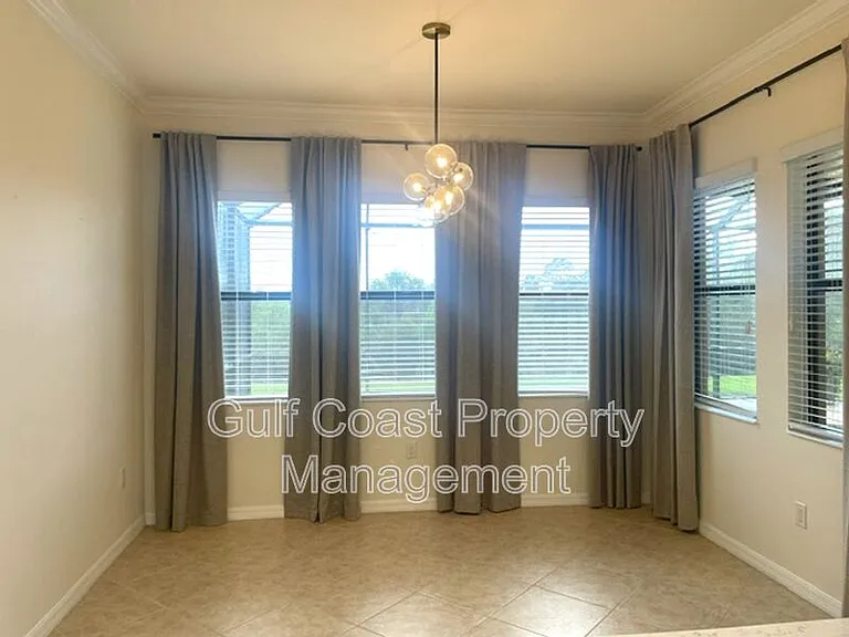 10485 Crooked Creek Dr — Photo 9