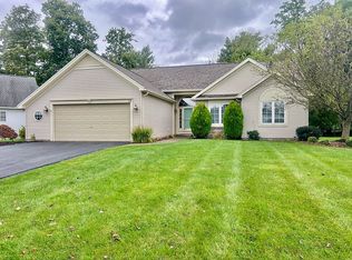 12 Dexter Dr, Rochester, NY 14612