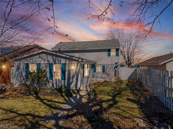 3708 Edgewater Dr, Vermilion, OH 44089