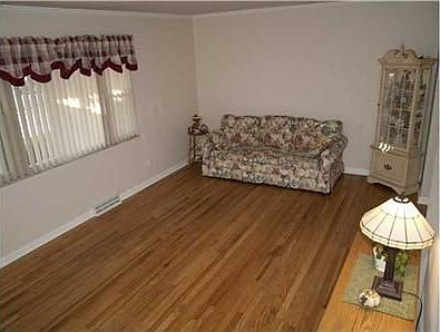 4th image of 386 S Otterbein Ave
