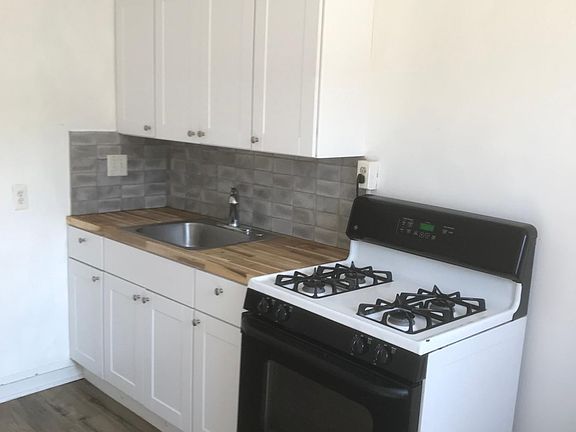4th image of 7205 Erdrick St Floor 1