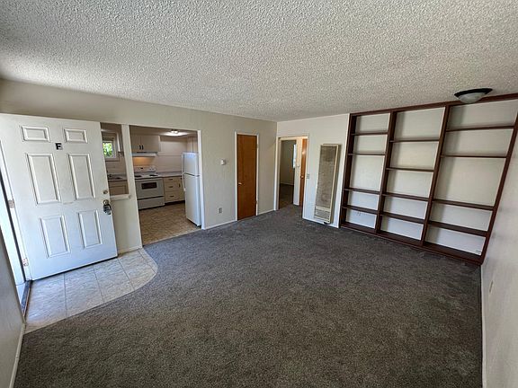 3rd image of 1440 California St #F