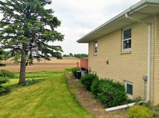 6037 Harrison Rd, Rockford, IL 61101